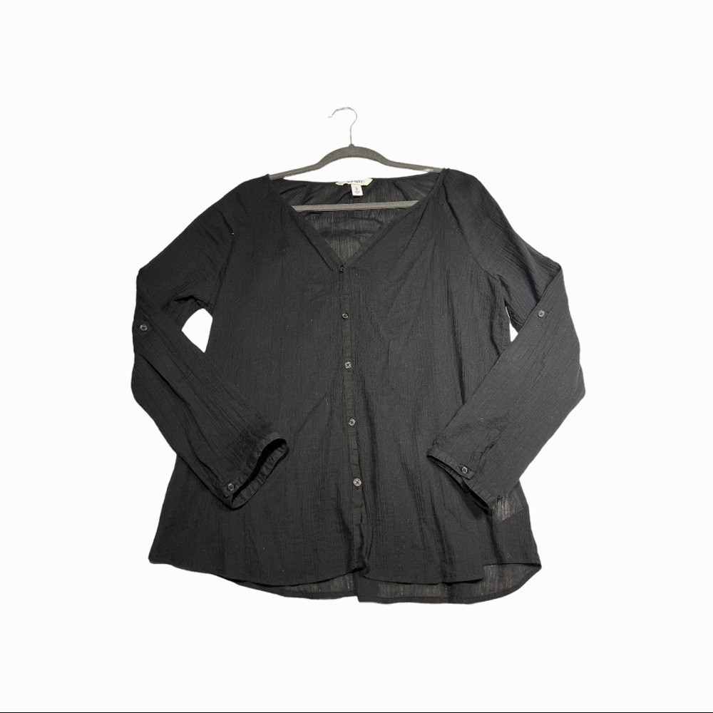 Woman’s Old Navy button up size XL